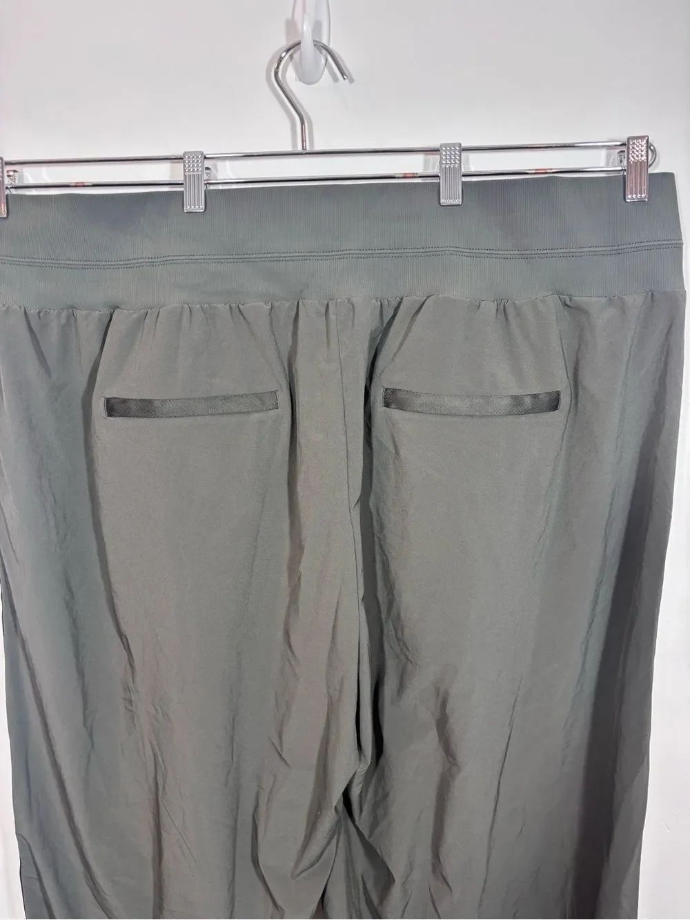Athleta Nolita Wide Leg Pant NWT Size 26  Mountain Olive Sculptek - Picture 10 of 15